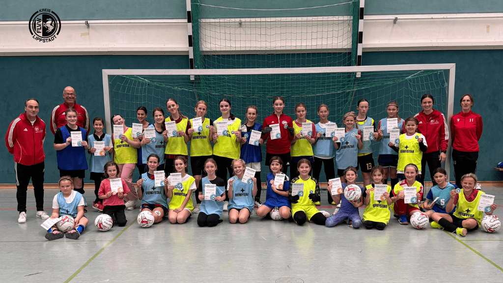 Erfolgreiches FLVW-Mädchencamp in Erwitte – Zwei Tage voller Fußball, Spaß und Gemeinschaft