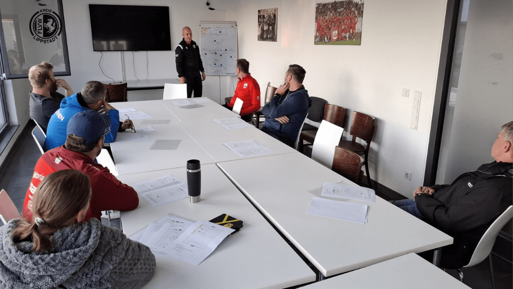 Demo-Training für Jugendtrainer*innen